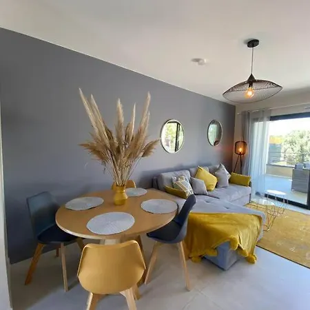 4 Personnes - Grande Terrasse - Proche Du Port - Porto-vecchio * Porto-Vecchio (Corsica)