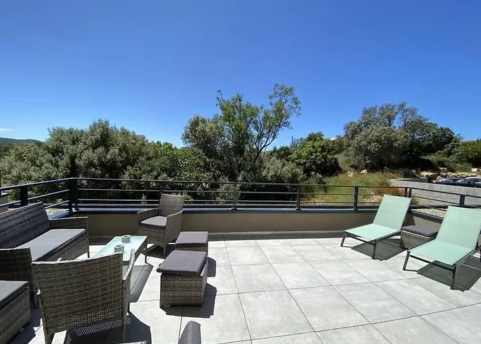 4 Personnes - Grande Terrasse - Proche Du Port - Porto-vecchio *